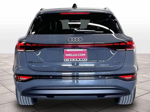 Magnet Gray 2027 Audi Q6 e-tron Premium
