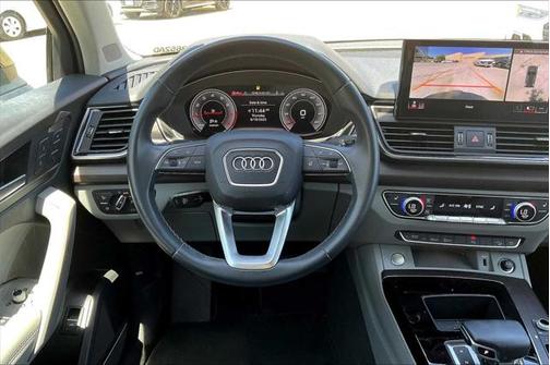 2023 Audi Q5 45 S line Premium Plus