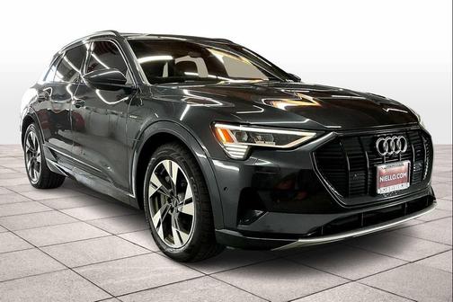 2021 Audi e-tron Premium