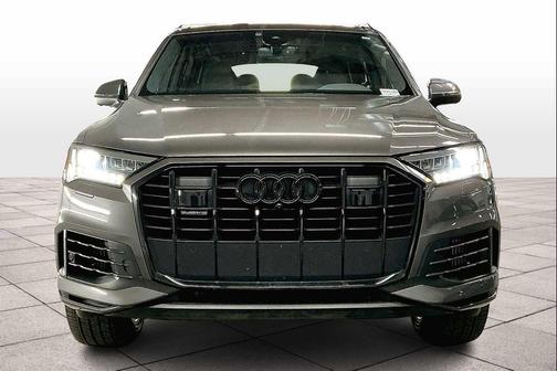 2023 Audi Q7 55 Premium Plus
