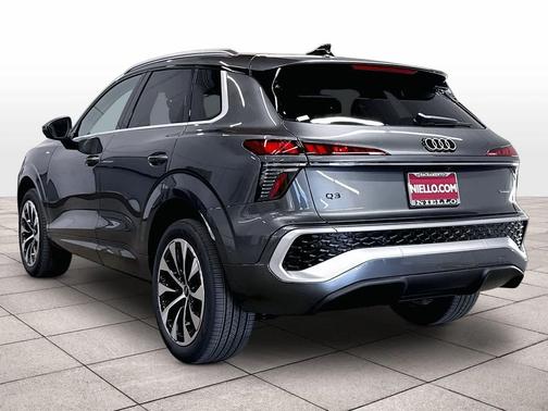 DAYTONA GRAY 2026 Audi Q3 TFSI quattro S tronic