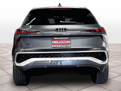 DAYTONA GRAY 2026 Audi Q3 TFSI quattro S tronic