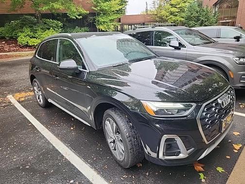 2023 Audi Q5 45 S line Premium Plus