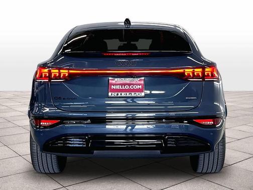 PLASMA BLUE 2027 Audi Q6 e-tron Sportback Prestige