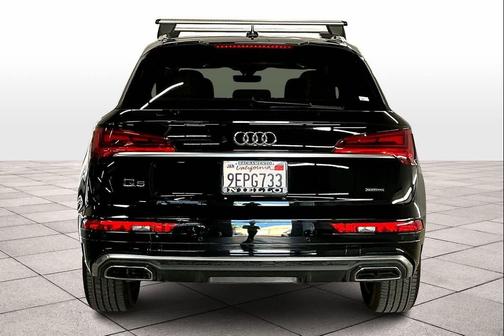 2023 Audi Q5 45 S line Premium Plus