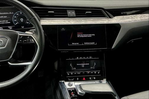 2021 Audi e-tron Premium Plus