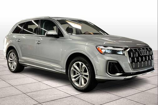 2025 Audi Q7 55 Premium Plus