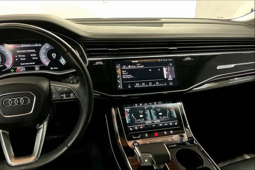 2022 Audi Q8 55 Prestige