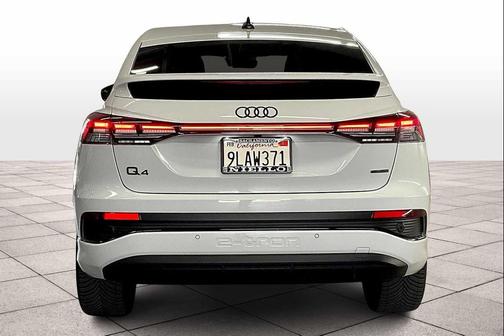 2024 Audi Q4 e-tron Sportback Premium Plus 50 quattro