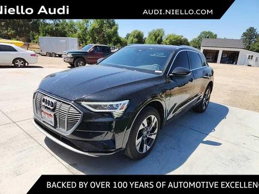 2022 Audi e-tron Premium