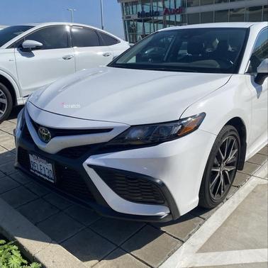 2024 Toyota Camry SE