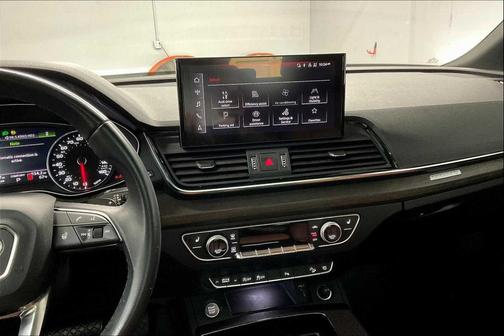 2022 Audi Q5 45 S line Premium