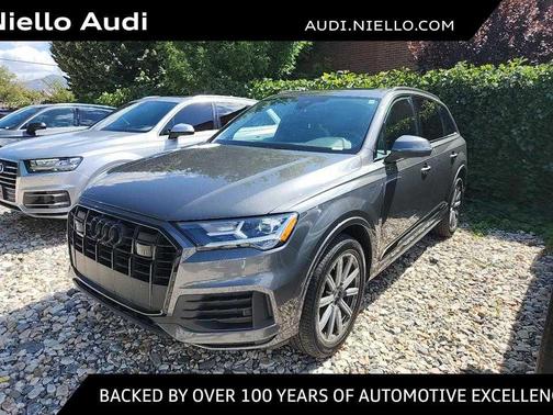 2022 Audi Q7 45 Premium Plus