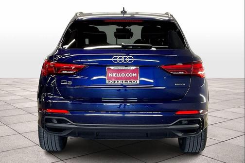 2025 Audi Q3 Premium 45 TFSI S line quattro Tiptronic