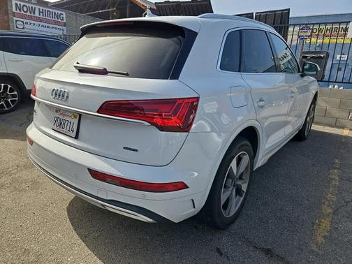 2023 Audi Q5 40 Premium