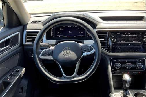 2022 Volkswagen Atlas 3.6L SE w/Technology
