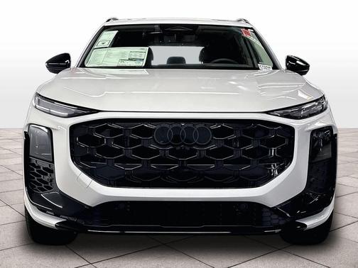 GLACIER WHITE 2026 Audi Q3 TFSI quattro S tronic