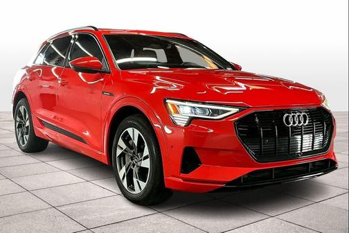 2022 Audi e-tron Premium