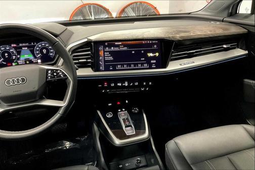 2024 Audi Q4 e-tron Premium Plus 50 quattro