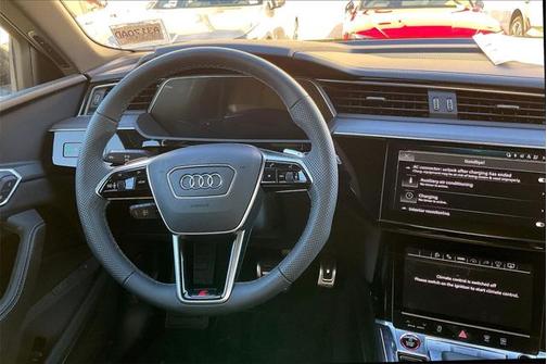 2024 Audi SQ8 4.0T Prestige