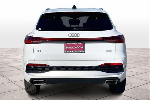 2025 Audi Q5 Premium Plus TFSI quattro S tronic