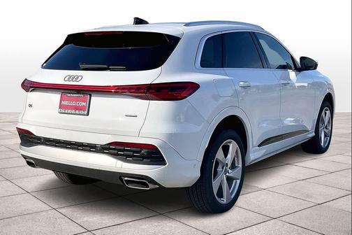 2025 Audi Q5 Premium Plus TFSI quattro S tronic