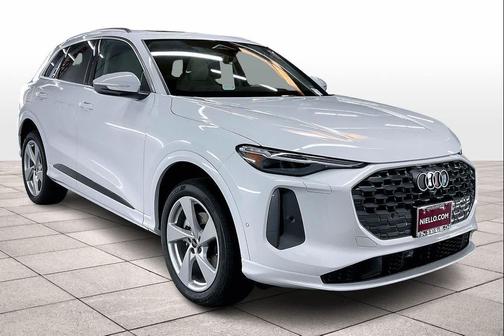 2025 Audi Q5 Premium Plus TFSI quattro S tronic