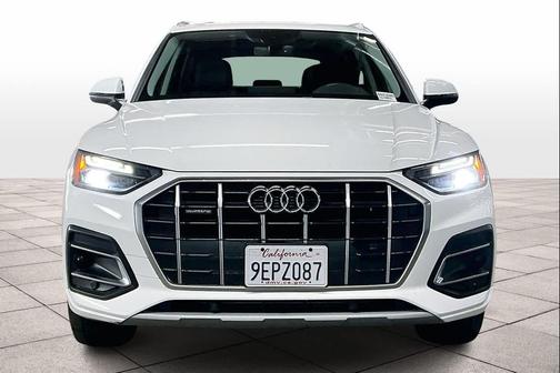 2023 Audi Q5 40 Premium