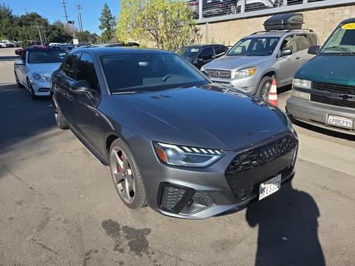 2023 Audi A4 45 S line Premium Plus