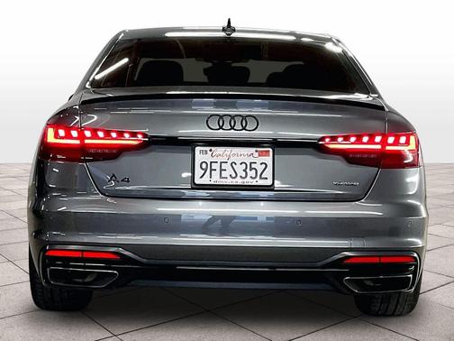 2023 Audi A4 45 S line Premium Plus