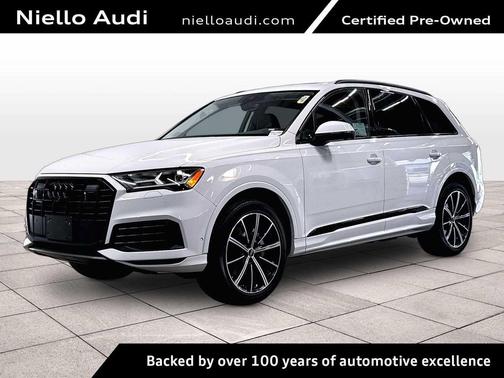 Glacier White Metallic 2023 Audi Q7 55 Premium Plus