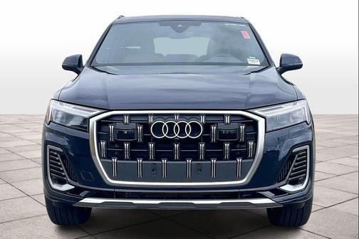 2026 Audi Q7 55 Premium
