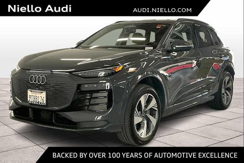 2025 Audi Q6 e-tron Premium Plus quattro
