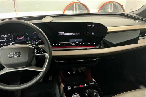2025 Audi Q6 e-tron Premium Plus quattro