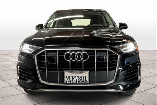 2022 Audi Q7 55 Premium Plus