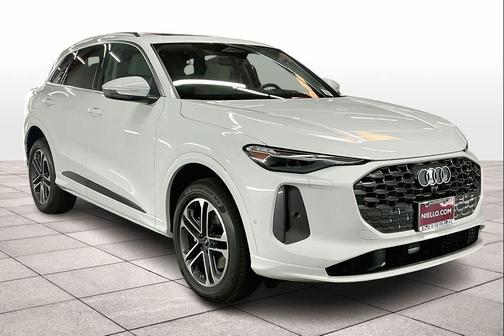 2025 Audi Q5 Premium Plus TFSI quattro S tronic