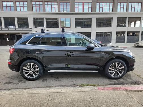2023 Audi Q5 45 S line Premium Plus