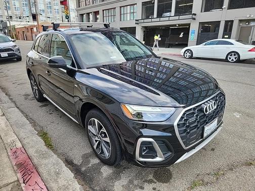 2023 Audi Q5 45 S line Premium Plus