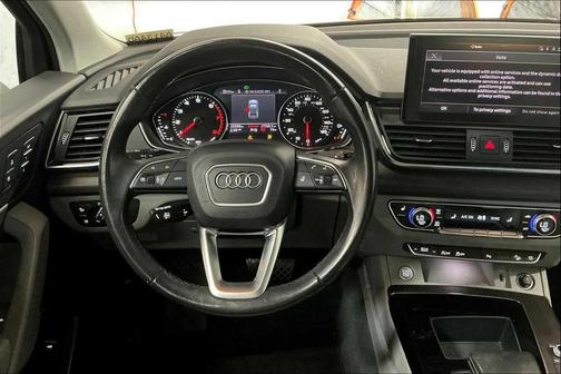 2023 Audi Q5 45 S line Premium
