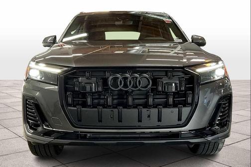 2025 Audi Q7 45 Premium
