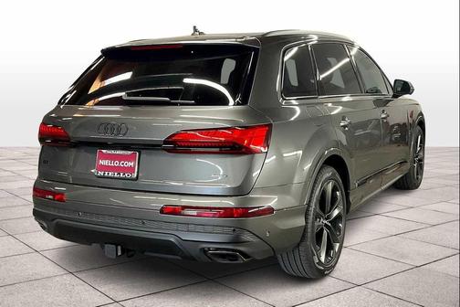 2025 Audi Q7 55 Prestige