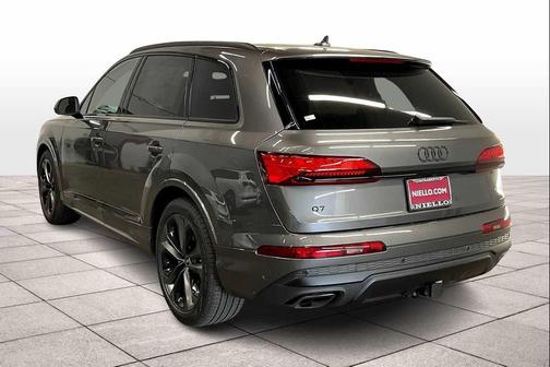 2025 Audi Q7 55 Prestige