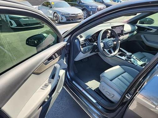 2023 Audi A4 45 S line Premium Plus