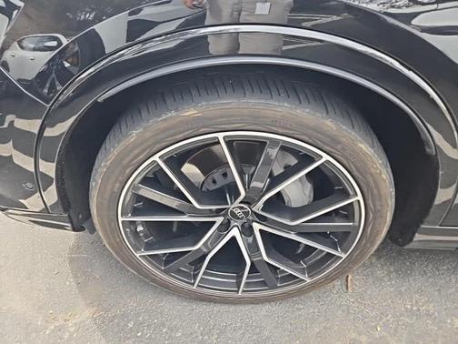 2022 Audi Q7 55 Prestige