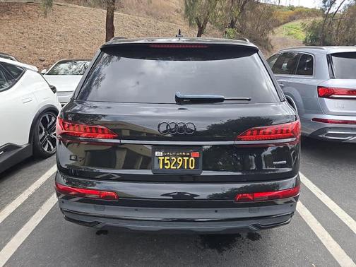 2022 Audi Q7 55 Prestige