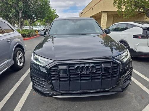2022 Audi Q7 55 Prestige