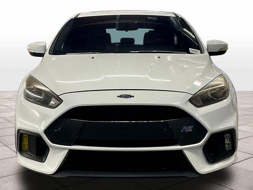 FROZEN WHITE 2017 Ford Focus RS Base