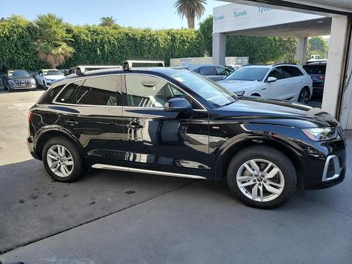 2023 Audi Q5 45 S line Premium