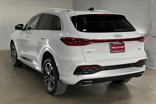 2025 Audi Q5 Premium Plus TFSI quattro S tronic