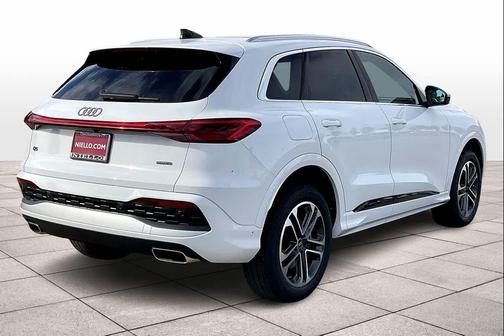2025 Audi Q5 Premium Plus TFSI quattro S tronic